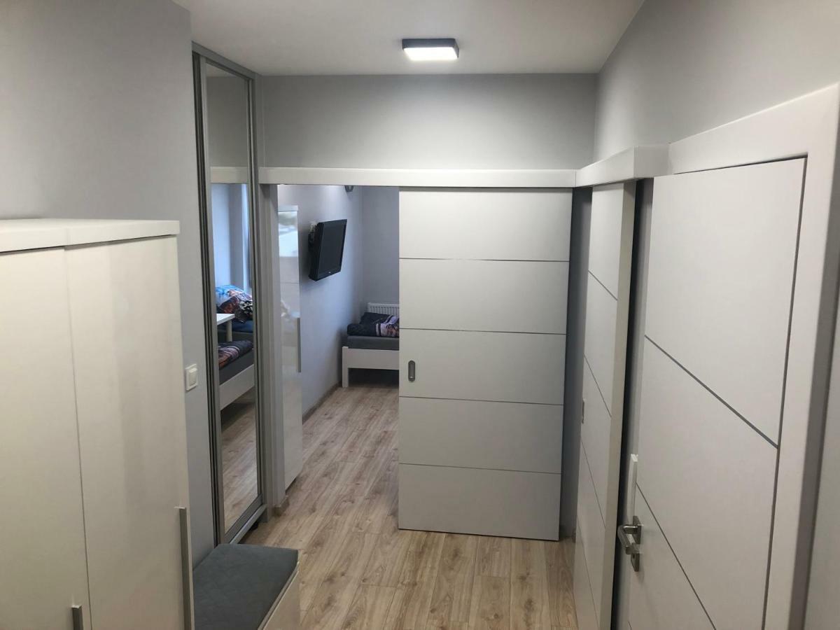 Klimatyzowany Apartament Roma Z Garazem Podziemnym Кельце Экстерьер фото