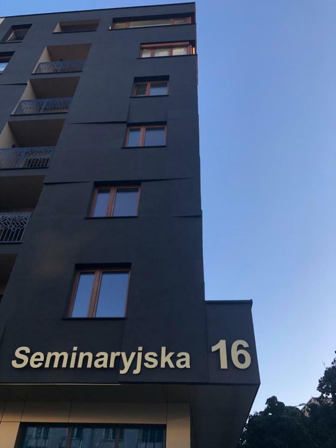 Klimatyzowany Apartament Roma Z Garazem Podziemnym Кельце Экстерьер фото