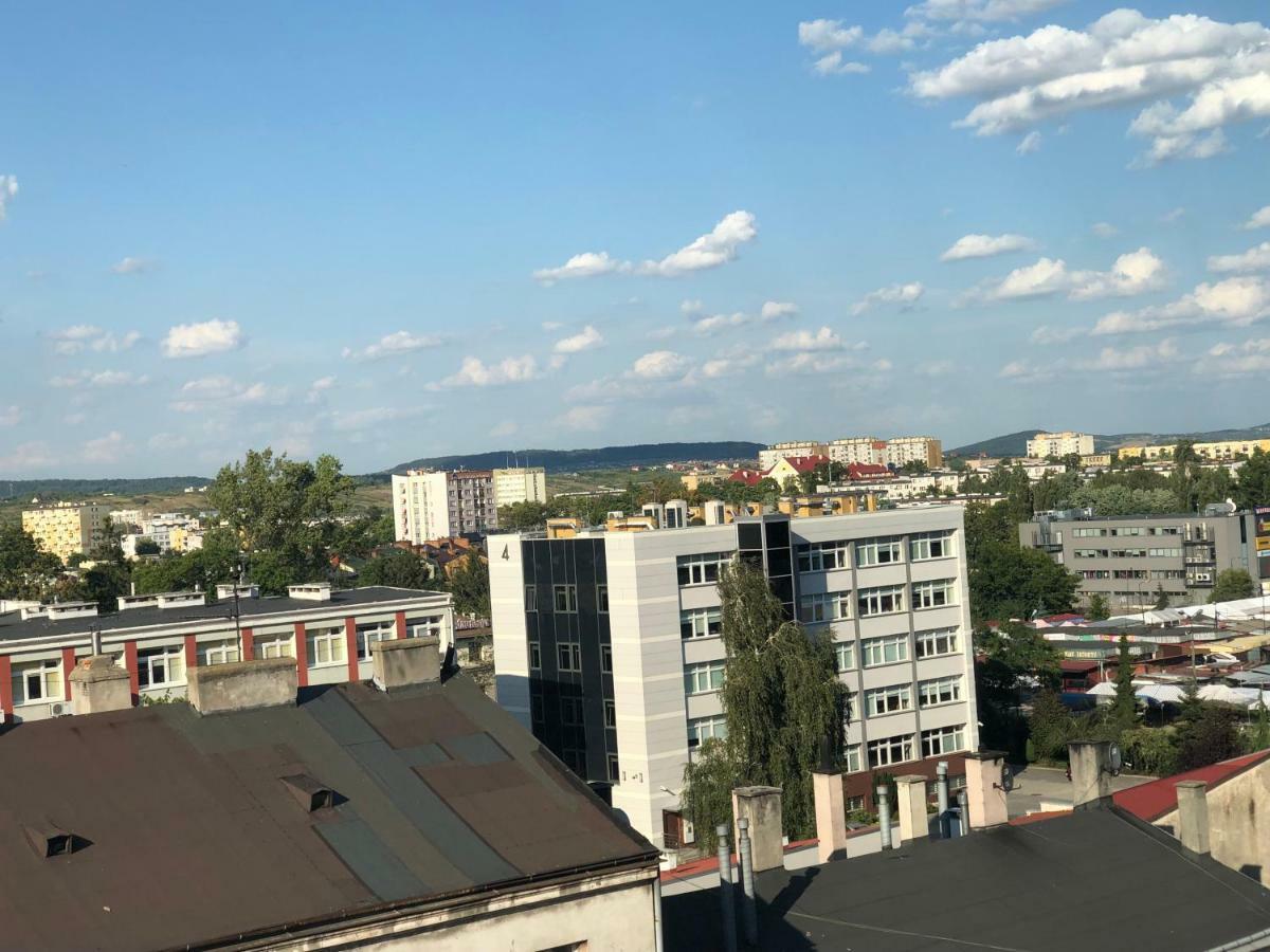 Klimatyzowany Apartament Roma Z Garazem Podziemnym Кельце Экстерьер фото