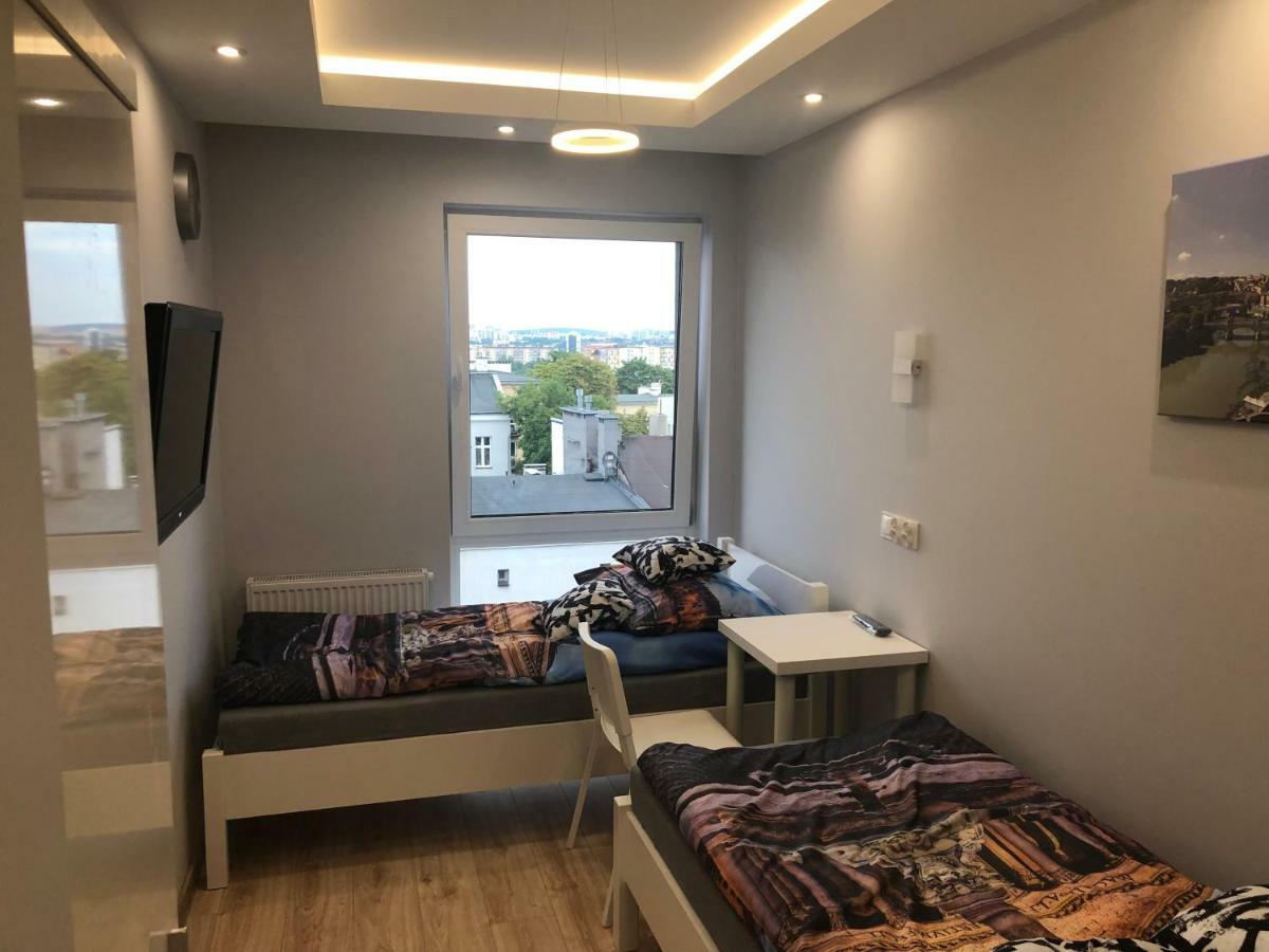 Klimatyzowany Apartament Roma Z Garazem Podziemnym Кельце Экстерьер фото